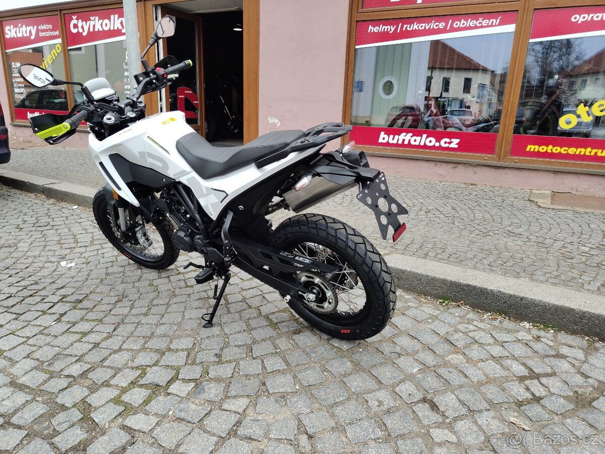 Benelli BKX 125, záruka 4 roky, - 3