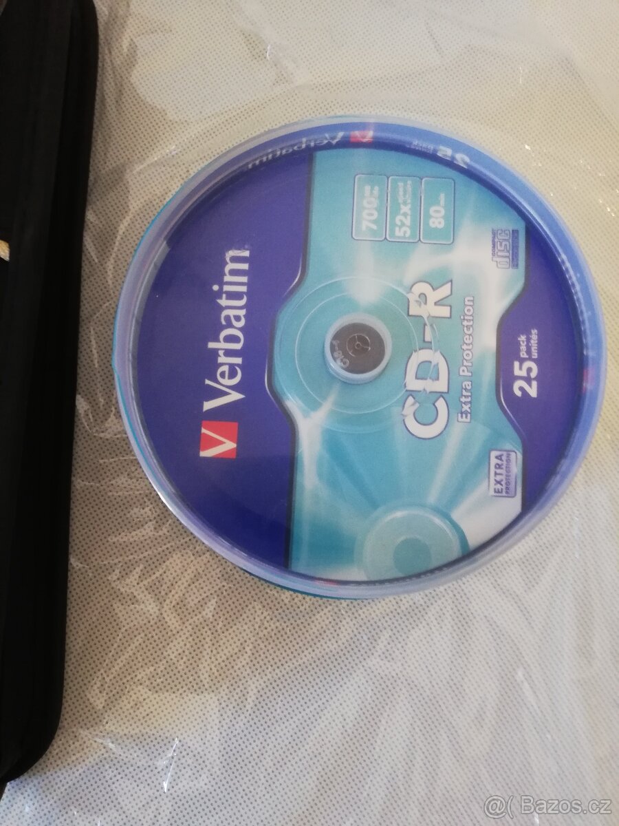 Pouzdro na CD/DVD se zipem 56 ks + 10 ks CD - 3