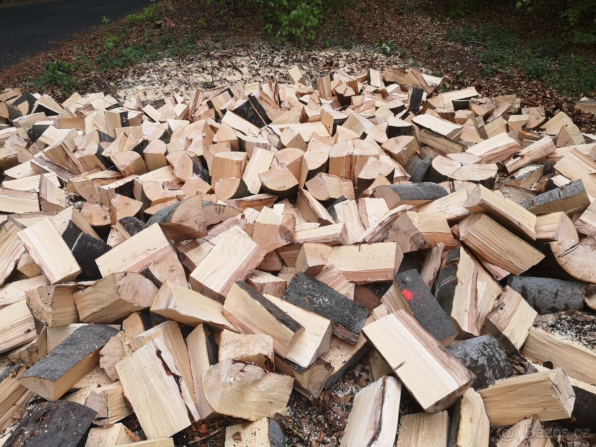 Palivové dřevo tvrdé Dub Javor jasan... štípané - 3