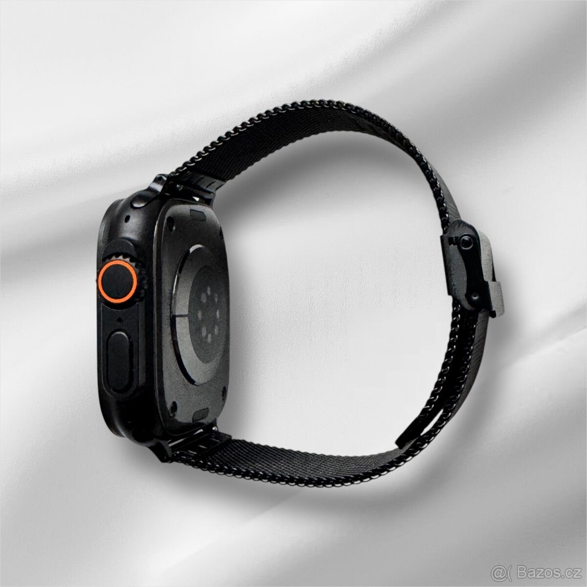Apple Watch Ultra 3 (2025) 49mm Černý titan - 3