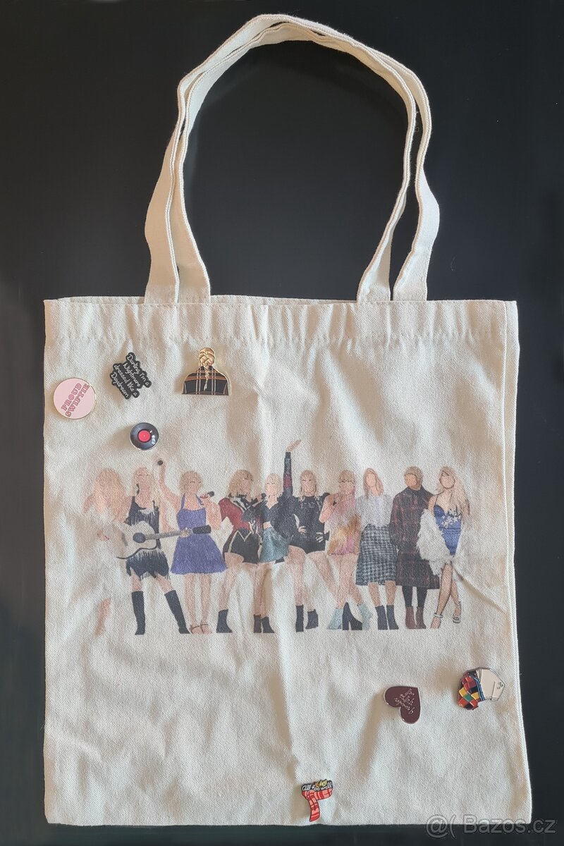 618 Taylor Swift - 2x taška + odznaky + náramky - 3