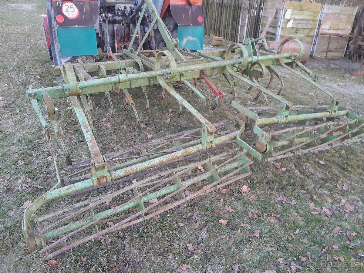 Prodám radličkový kompaktor za Zetor - 3