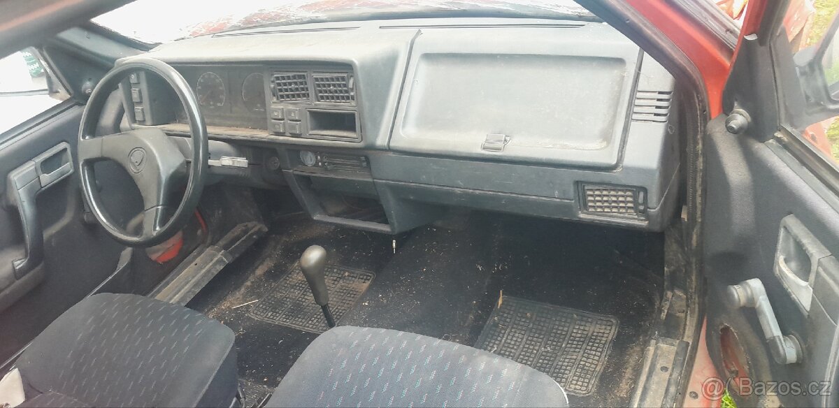 Škoda Favorit 2x - 3