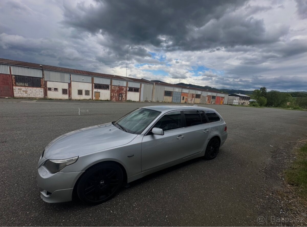 BMW E61 525d M57, servisované - 3