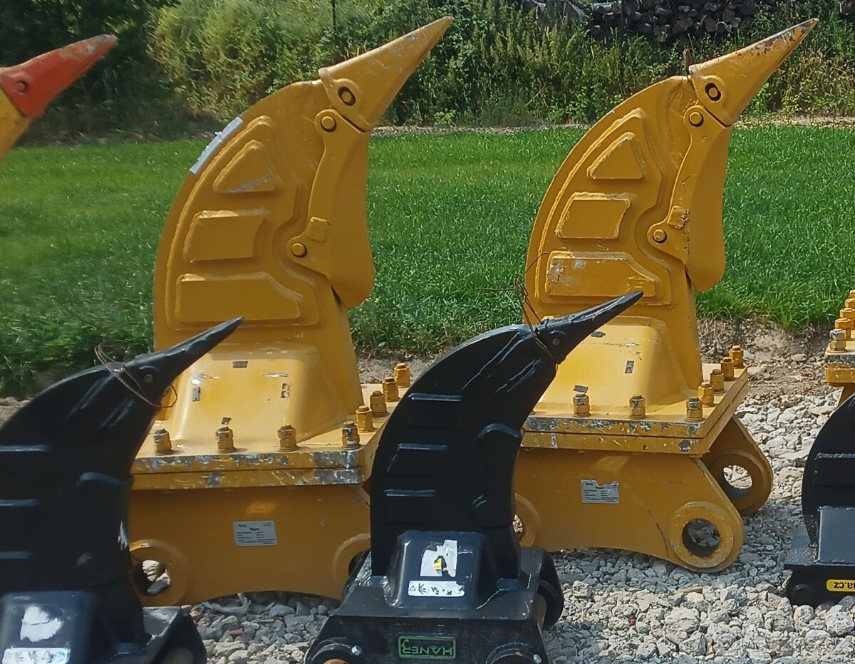 Rozrývák pro bagry 20-36t - 3