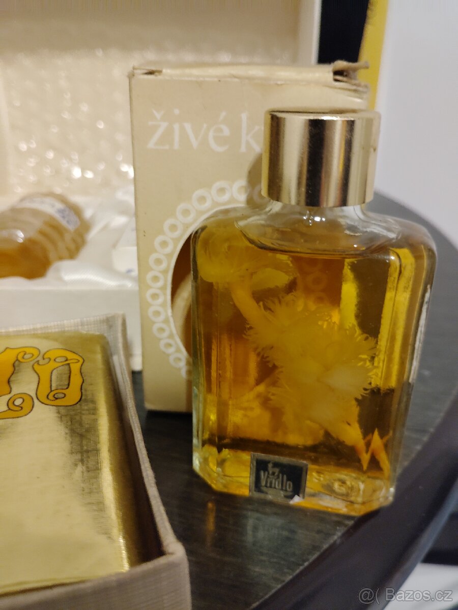 Retro sbírka parfémů a mydel - 3