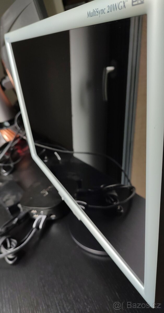 LCD monitor NEC MultiSync 20WGX2 - 3