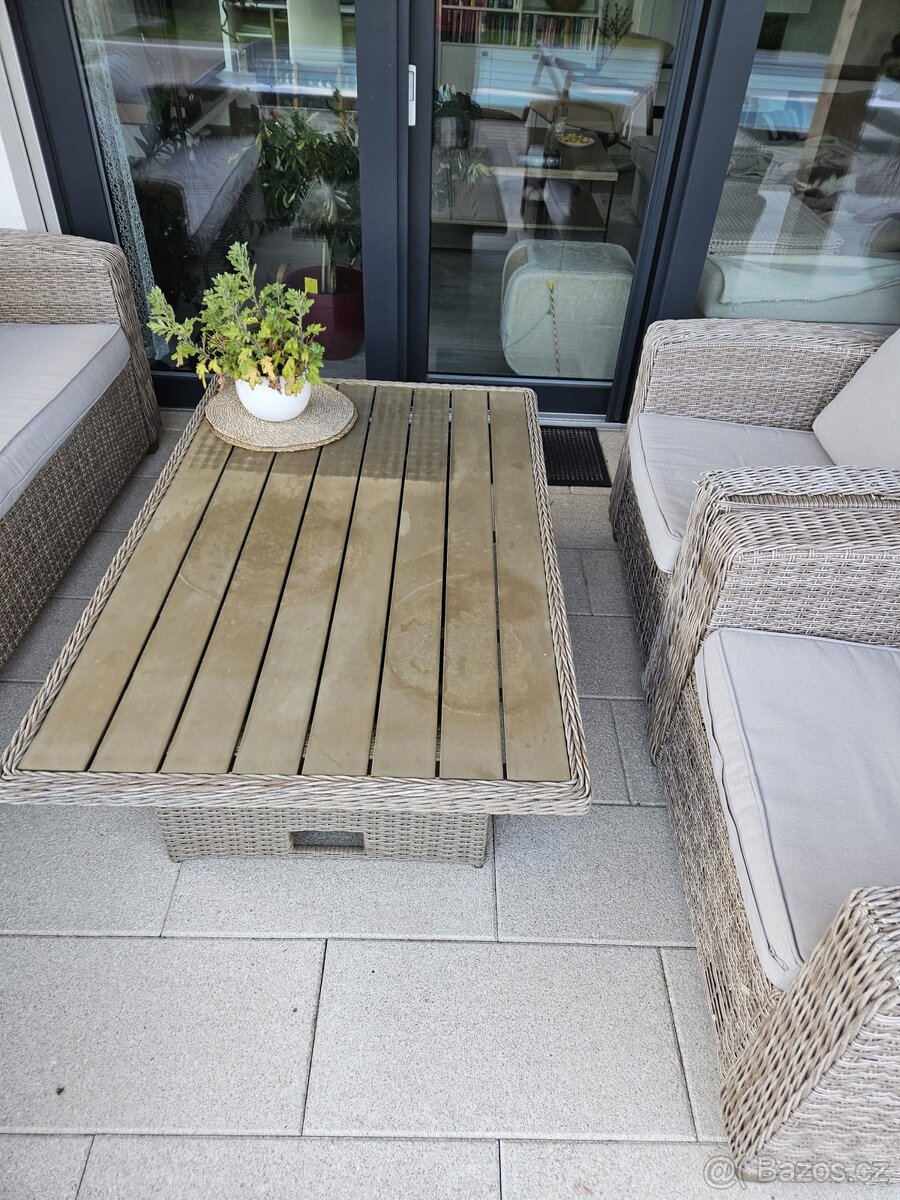 Ratanova sedací souprava s polstry - 3