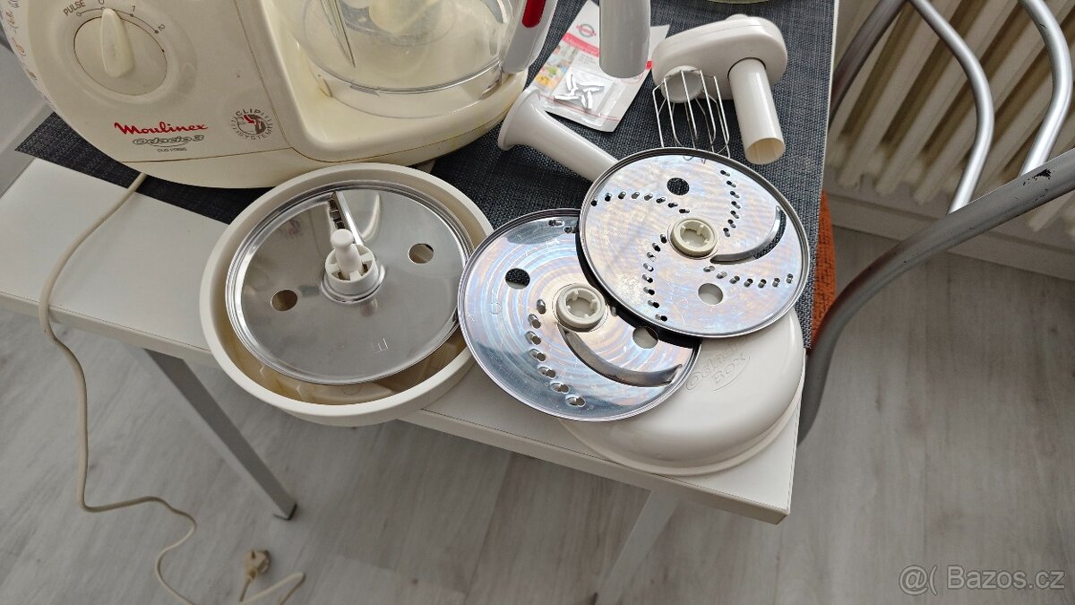 Moulinex kuchyňský robot - 3