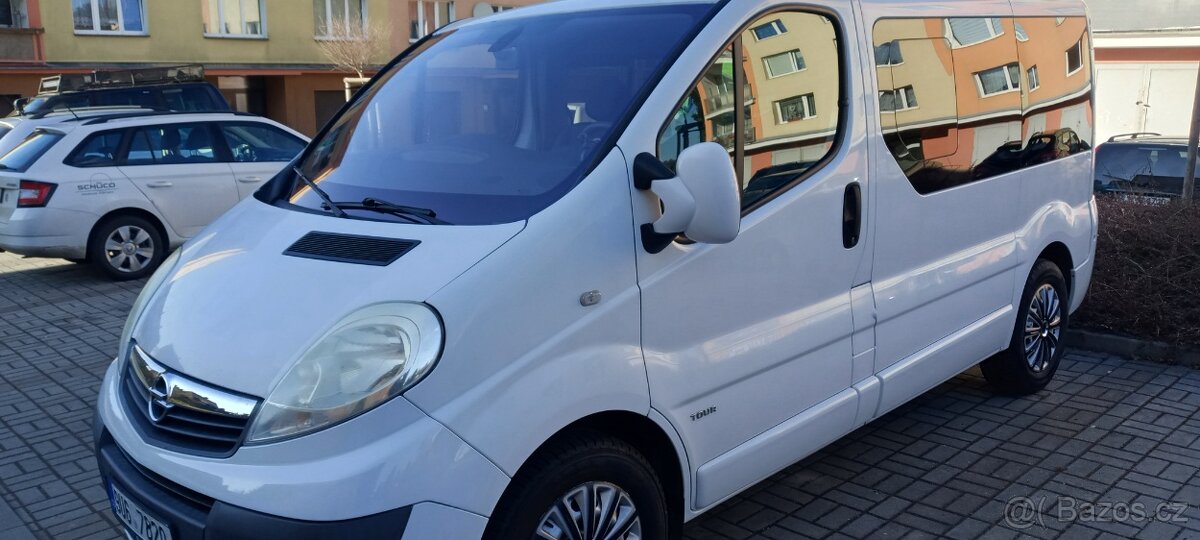 Opel Vivaro tour - 3