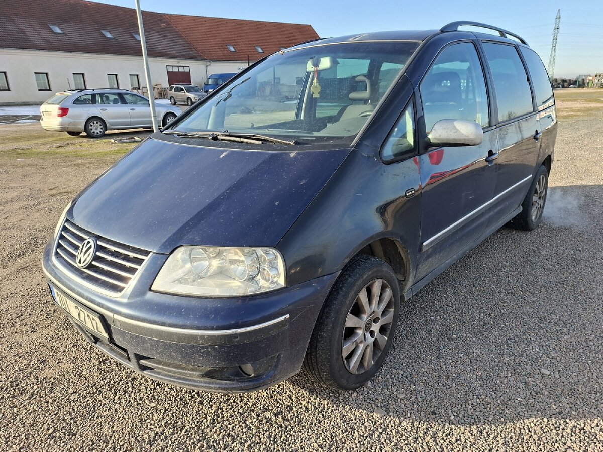 Volkswagen Shara 1.9 Tdi-7 míst - 3