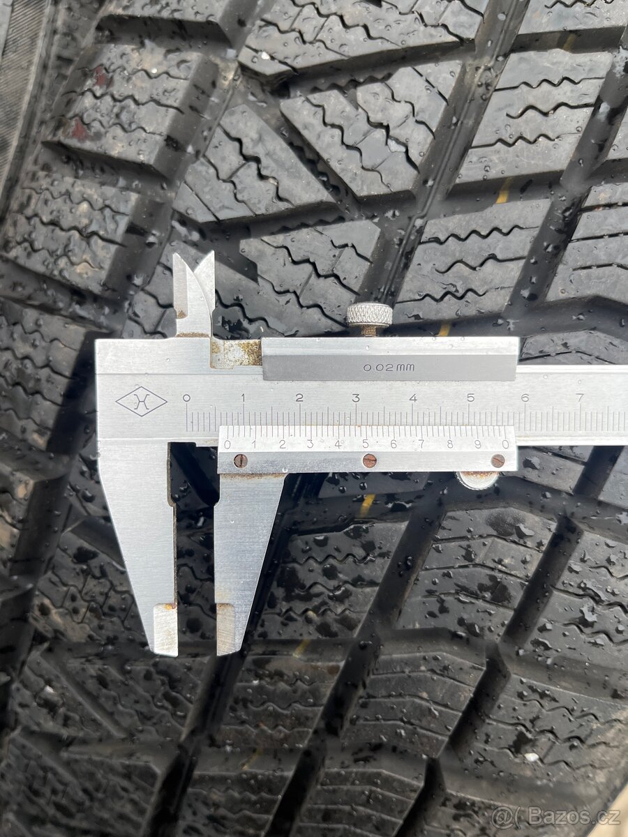 Zimní pneu 215/70/16 - 3