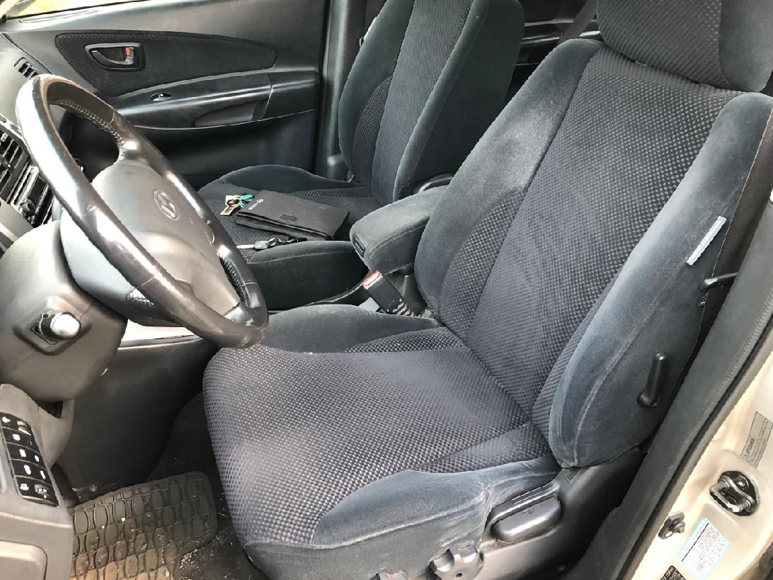 hyundai tucson interiér - sedadla - 3