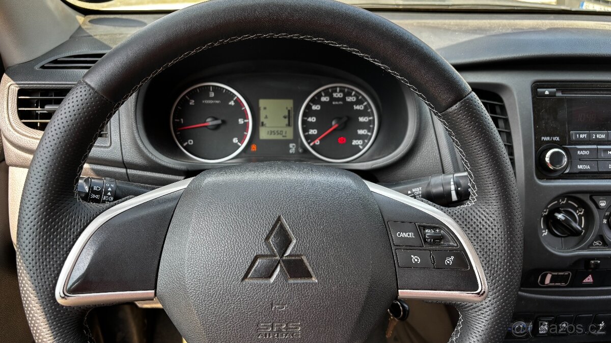 L200 rok 2017 2,4D 113kw najeto 135 500km 2.majitel CZ DPH