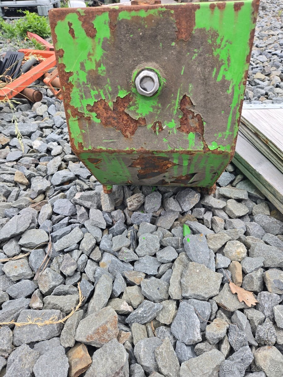 Nádrž na vyvazecka - 3