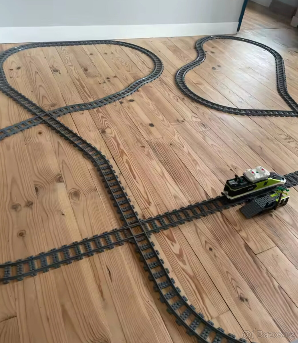 City koleje (náhrada) rovinky, zatáčky, vyhybky 76kusů - 3