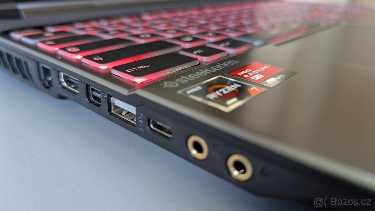 LINUX MSI Alpha 15 144Hz, Ryzen 7, 16/512GB, Radeon 5500M - 3