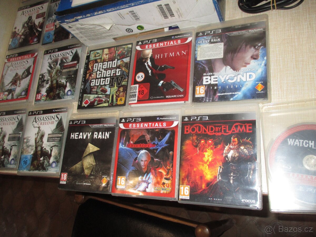 Playstation 3 12 GB Superslim 15x orig.hra - 3