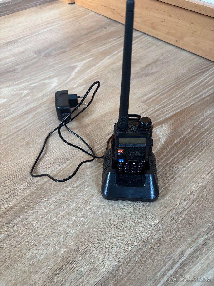 Vysílačka Baofeng - 3