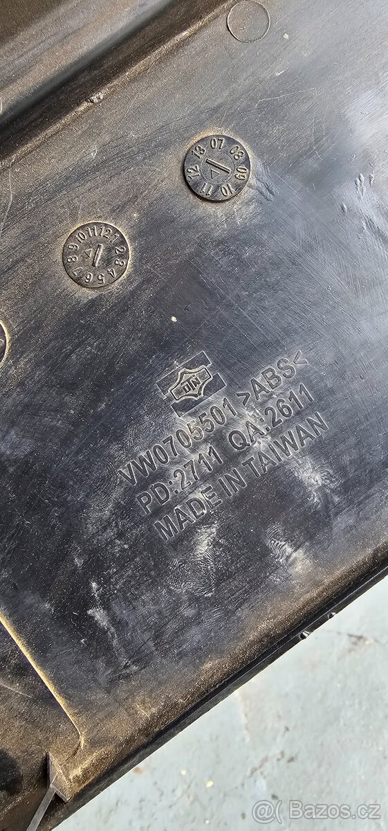 Černá maska Volkswagen Passat B6 - 3