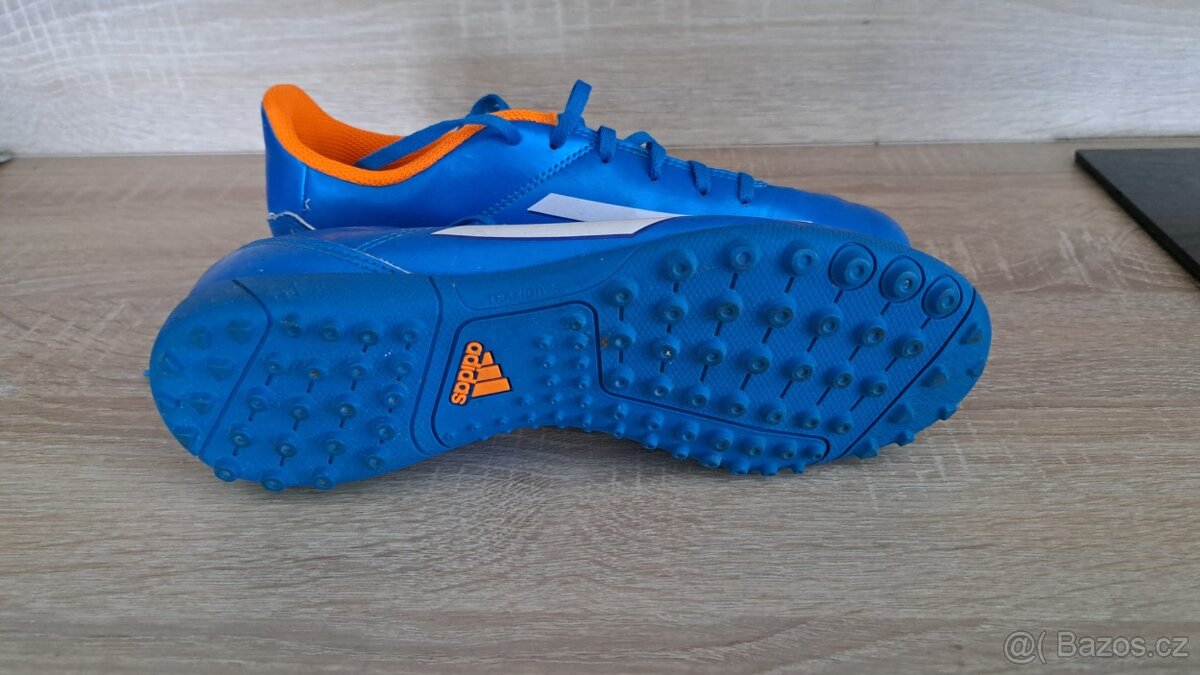 Kopačky Adidas - velikost 38 - 3