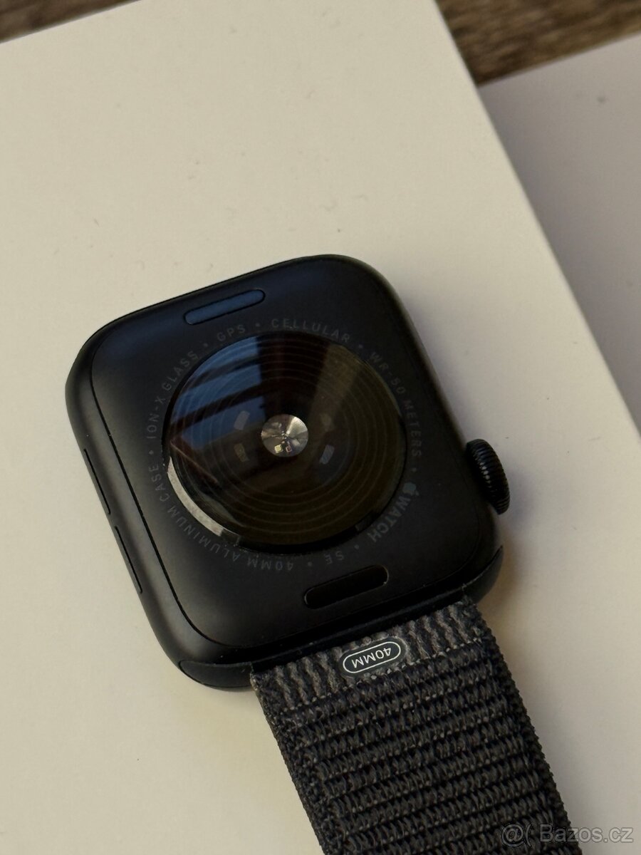 Apple Watch SE 3 + Cellular • 40mm stav baterie 100% - 3