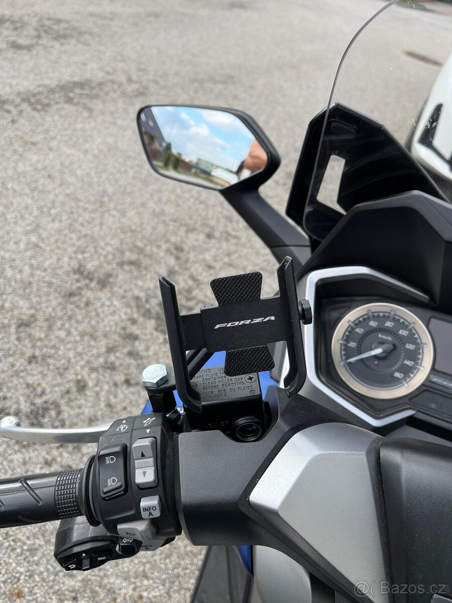 Honda Forza 350 - 3