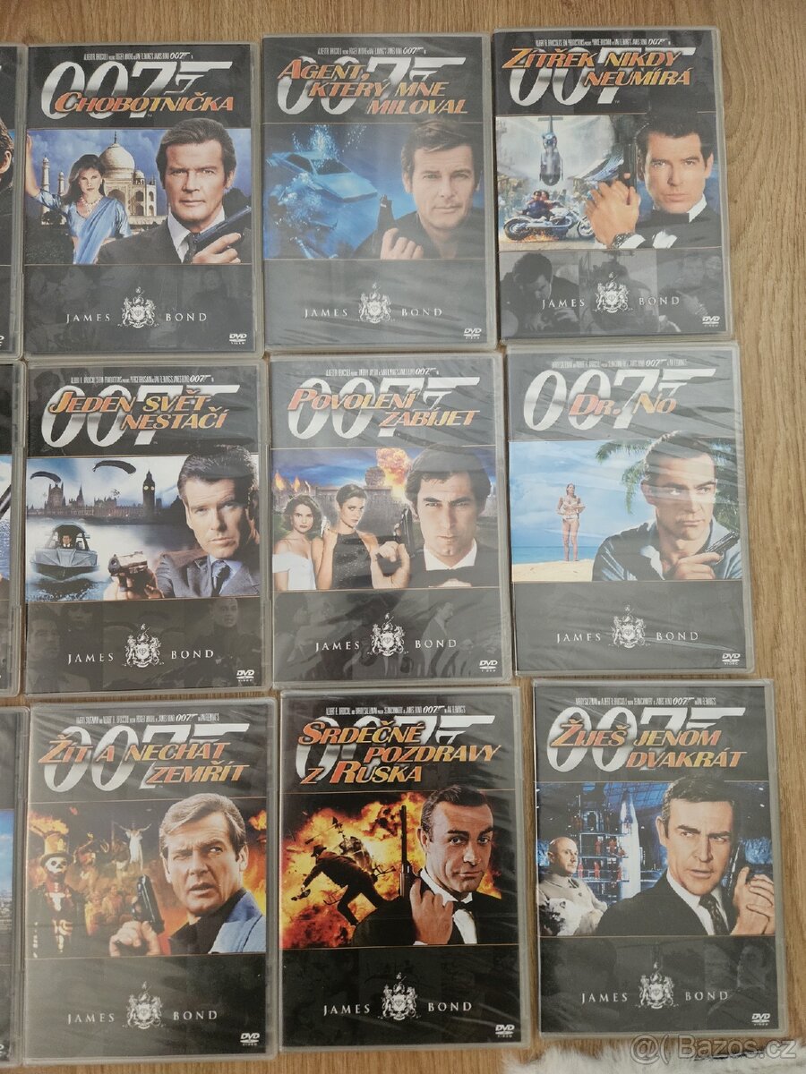 Prodám 18ks DVD JAMES BOND - 3