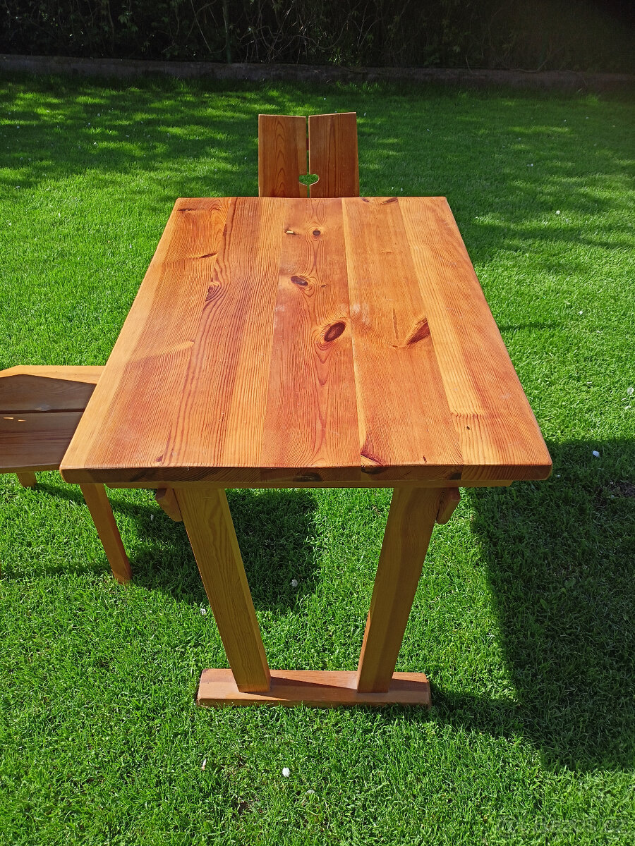 Selský, masivní stůl a dvě židle - 3