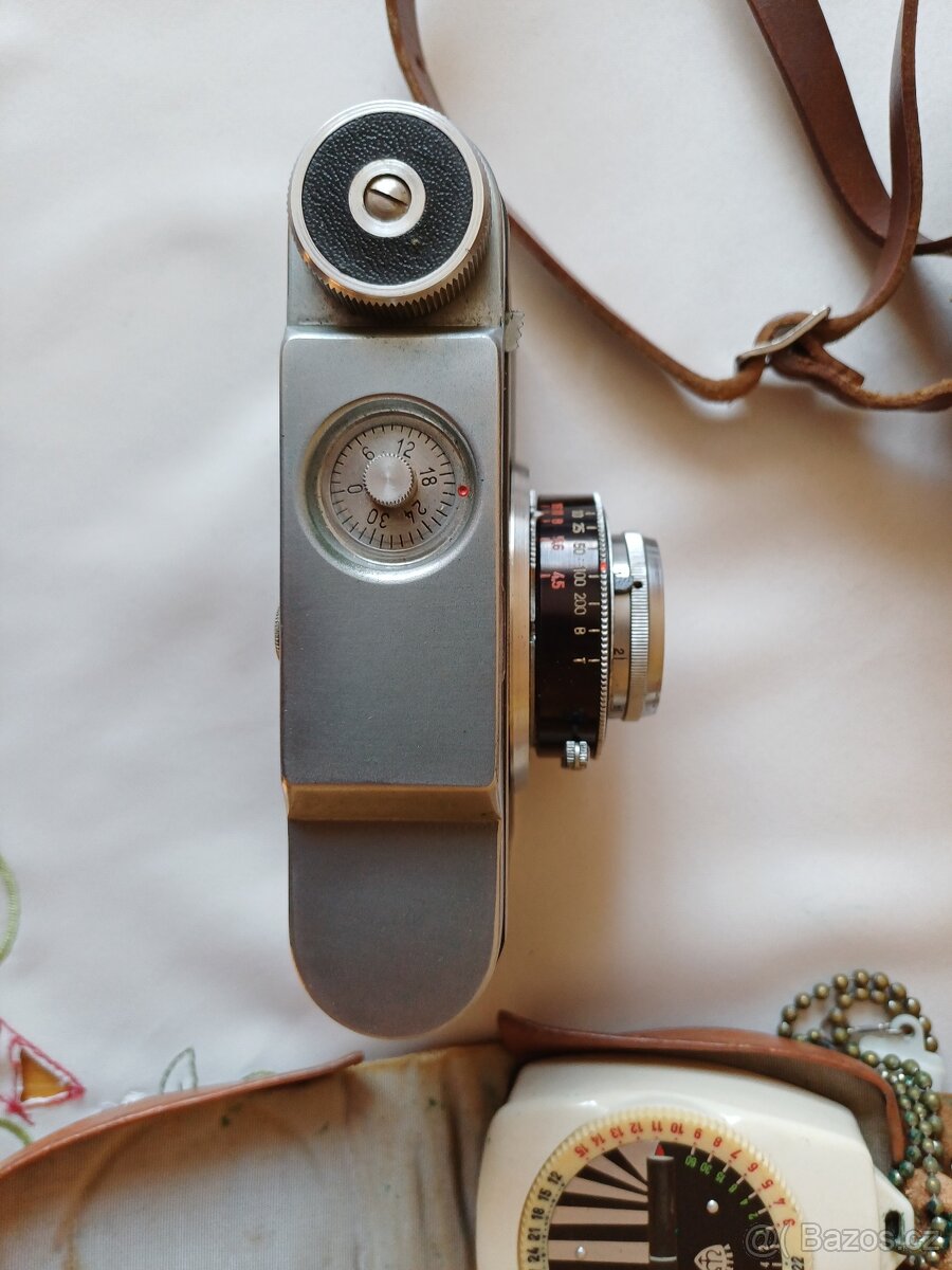 Retro fotoaparát VEGA ETAXA - 3