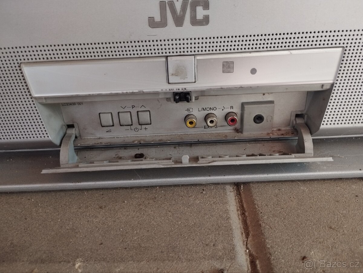 Funkční televize JVC - 3