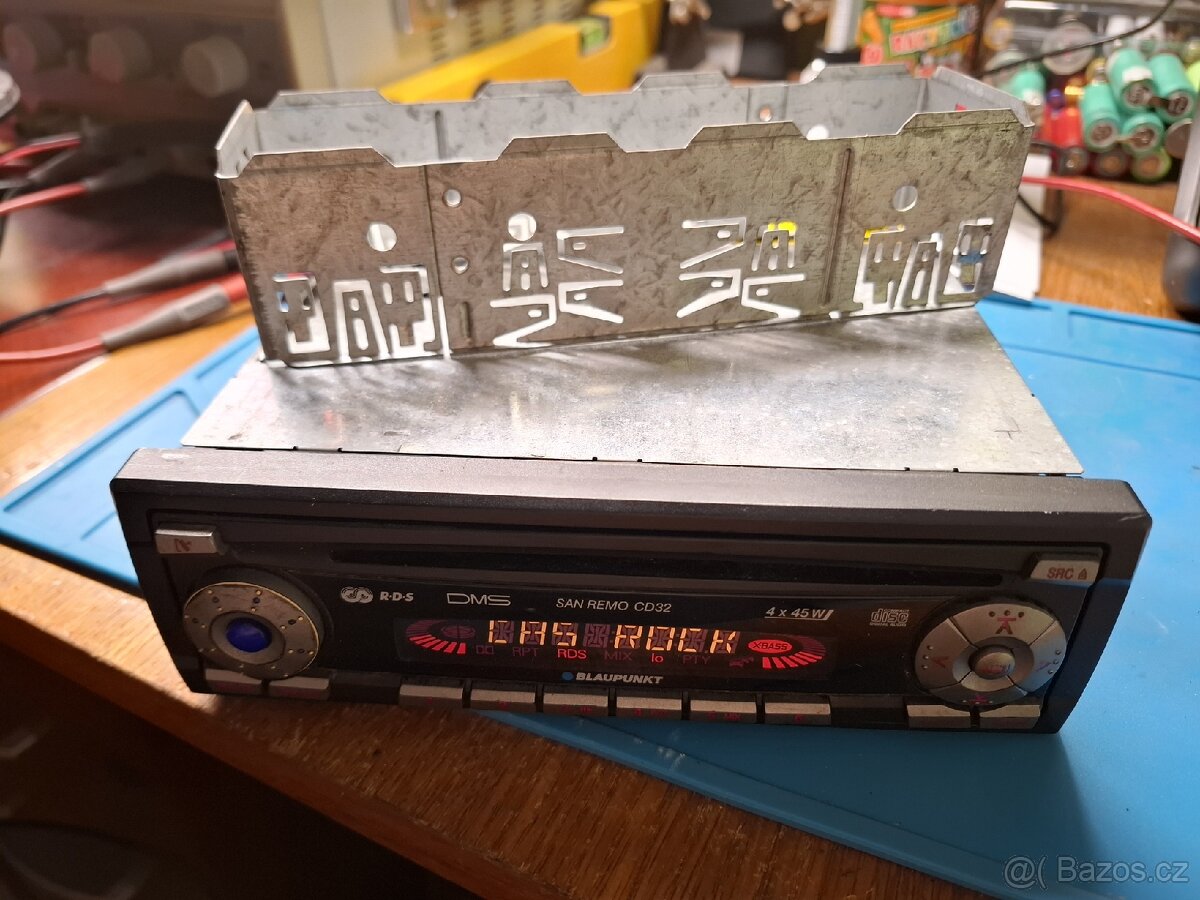 Autorádio Blaupunkt San Remo CD32 - 3