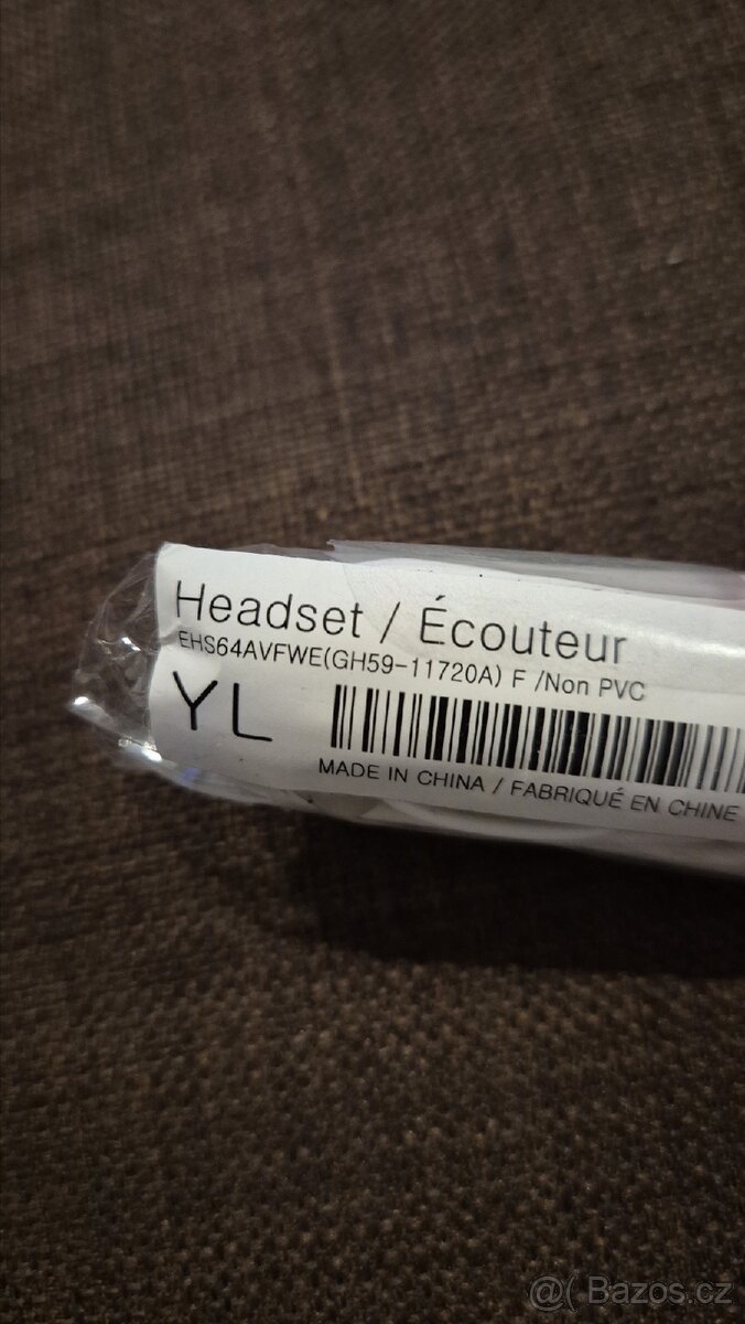 Sluchátka Samsung + sada nastavců - 3