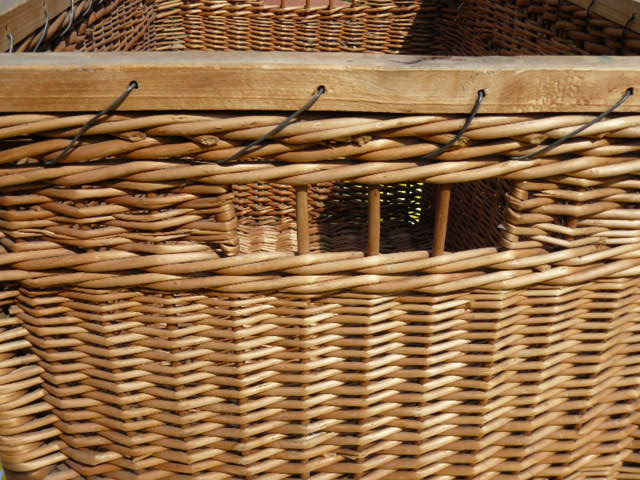 Proutěný koš - 3