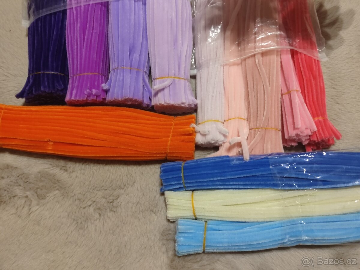 Lilie z chlupatých drátků - 3