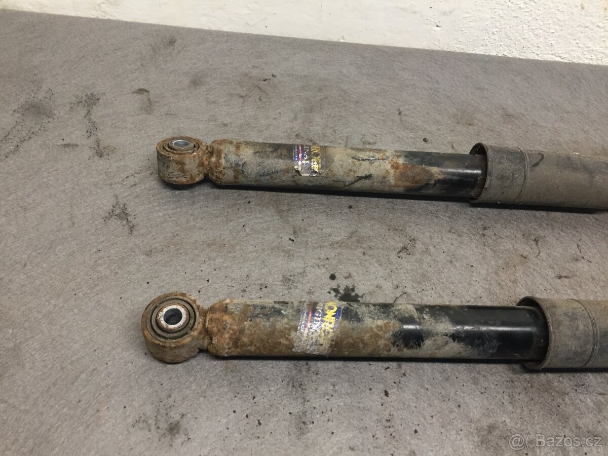 ŠKODA OCTAVIA 2 COMBI 2004-2013 - ZADNÍ TLUMIČE - 3