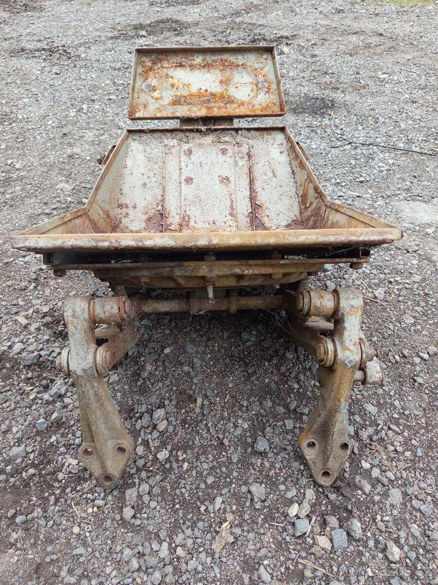 Sedačka Zetor 3011 až 6911 - 3