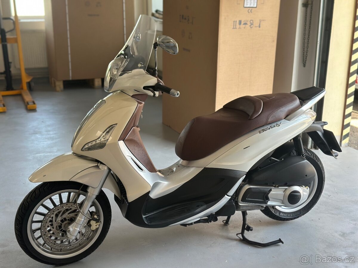 Piaggio Beverly 300 - 3