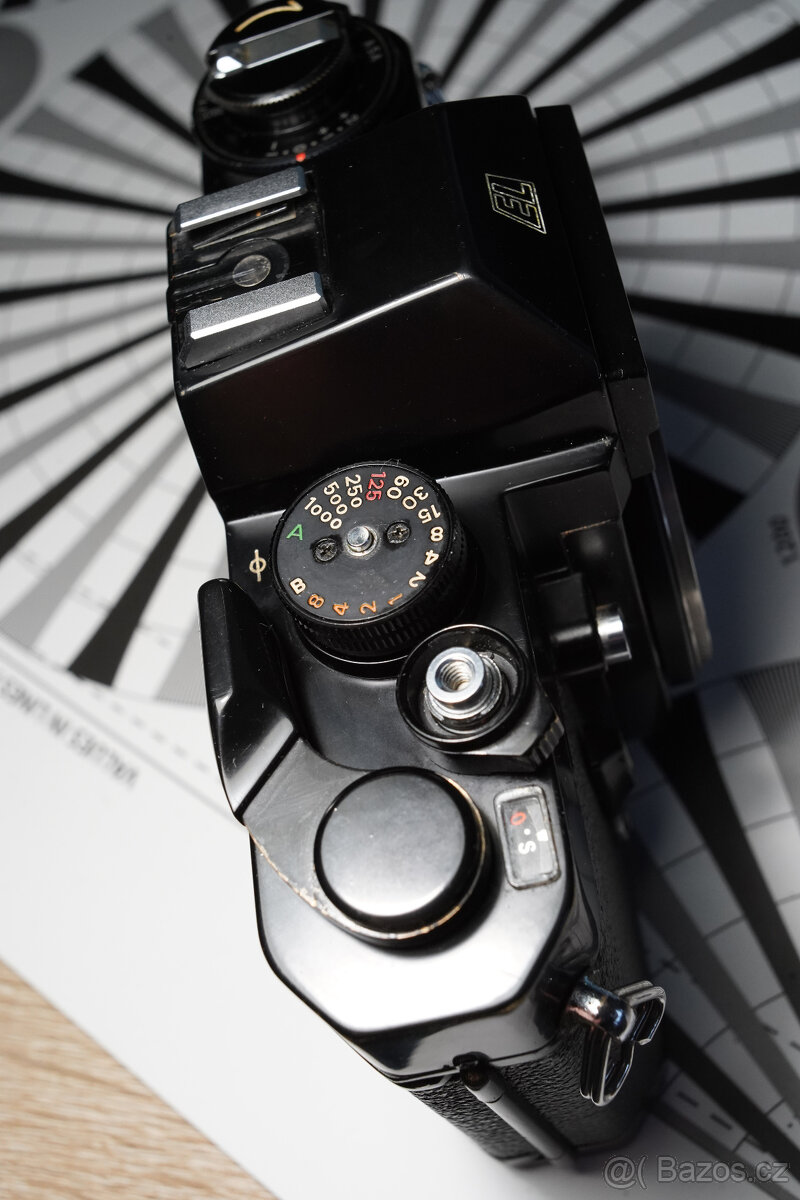 Nikon Nikomat EL2 - 3