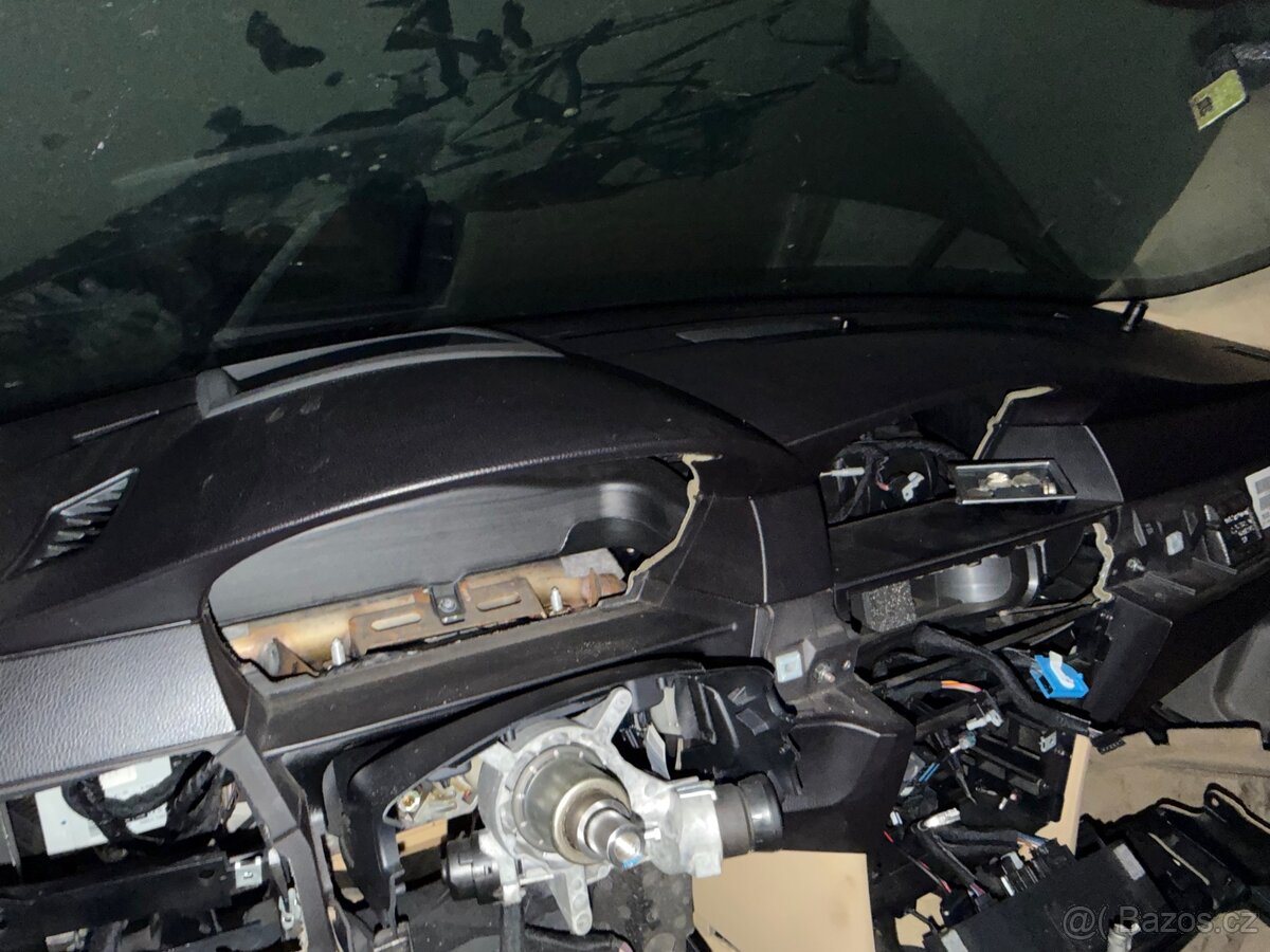 Bmw e60 e61 zastavba headup - 3