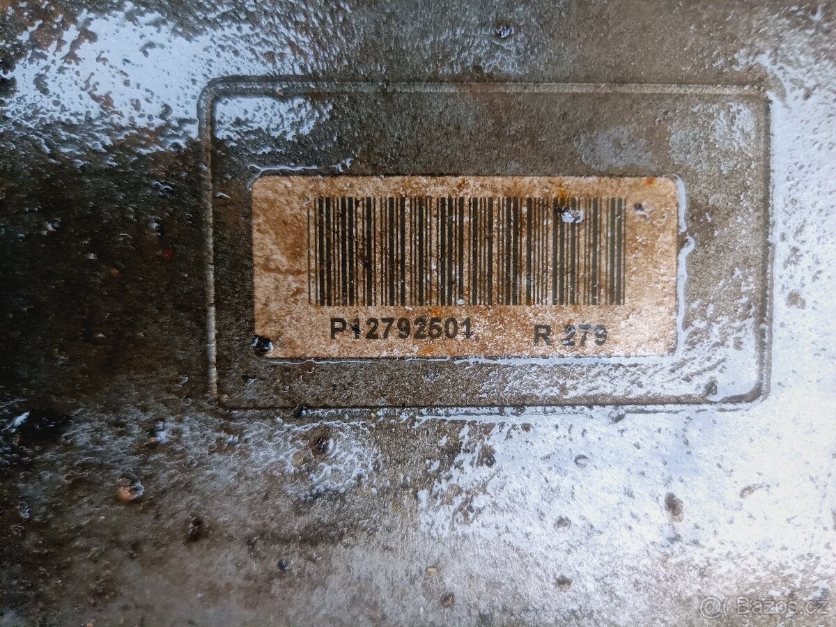 Plastový práh Saab 9-3 pravý - 3