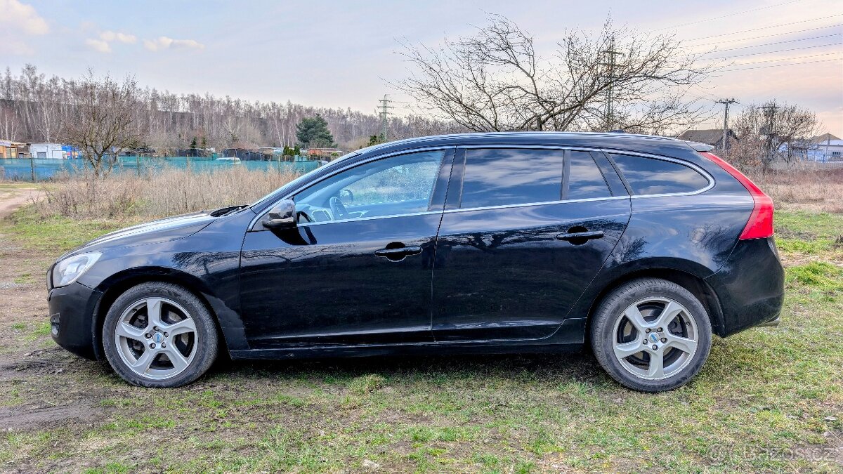 ✅Volvo V60 Summum D3/D4 120 kw - 3