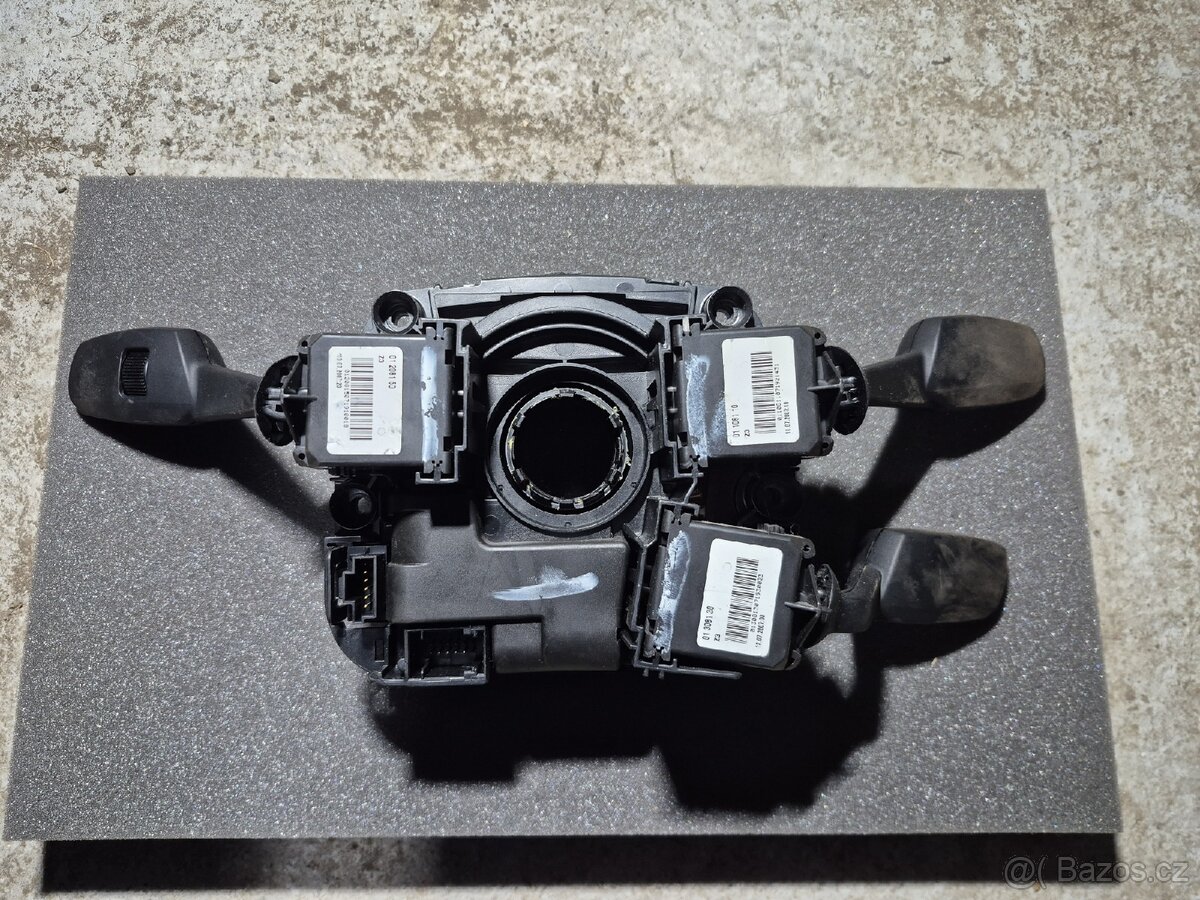 BMW E90/E91 ovladače pod volantem (SZL) - 3