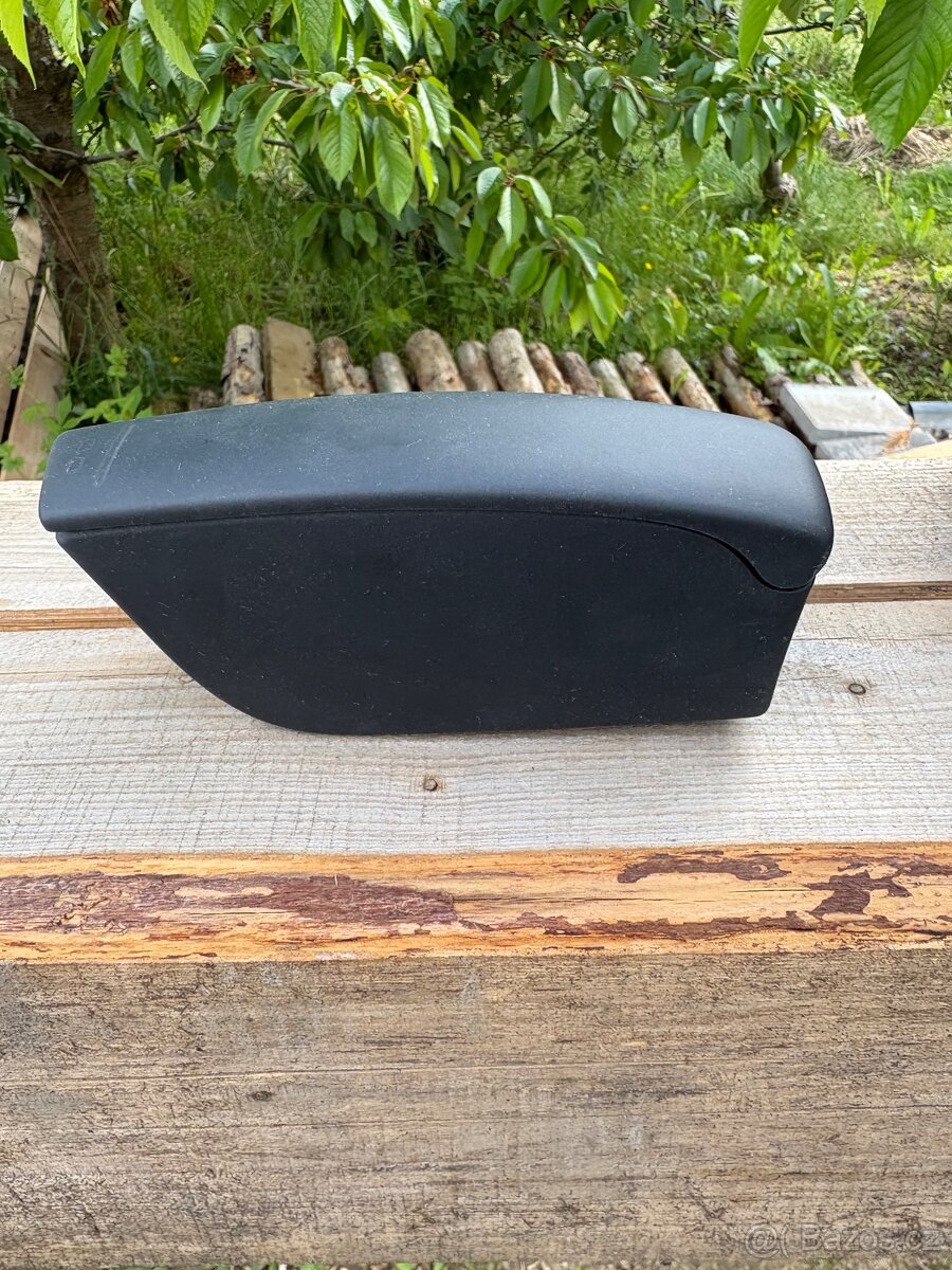 Držák brýlí Octavia 1 originál Škoda. - 3