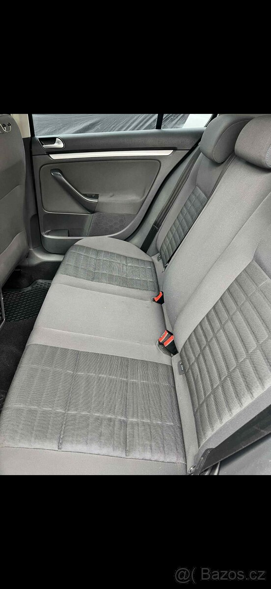 Volkswagen Golf 5 - 3