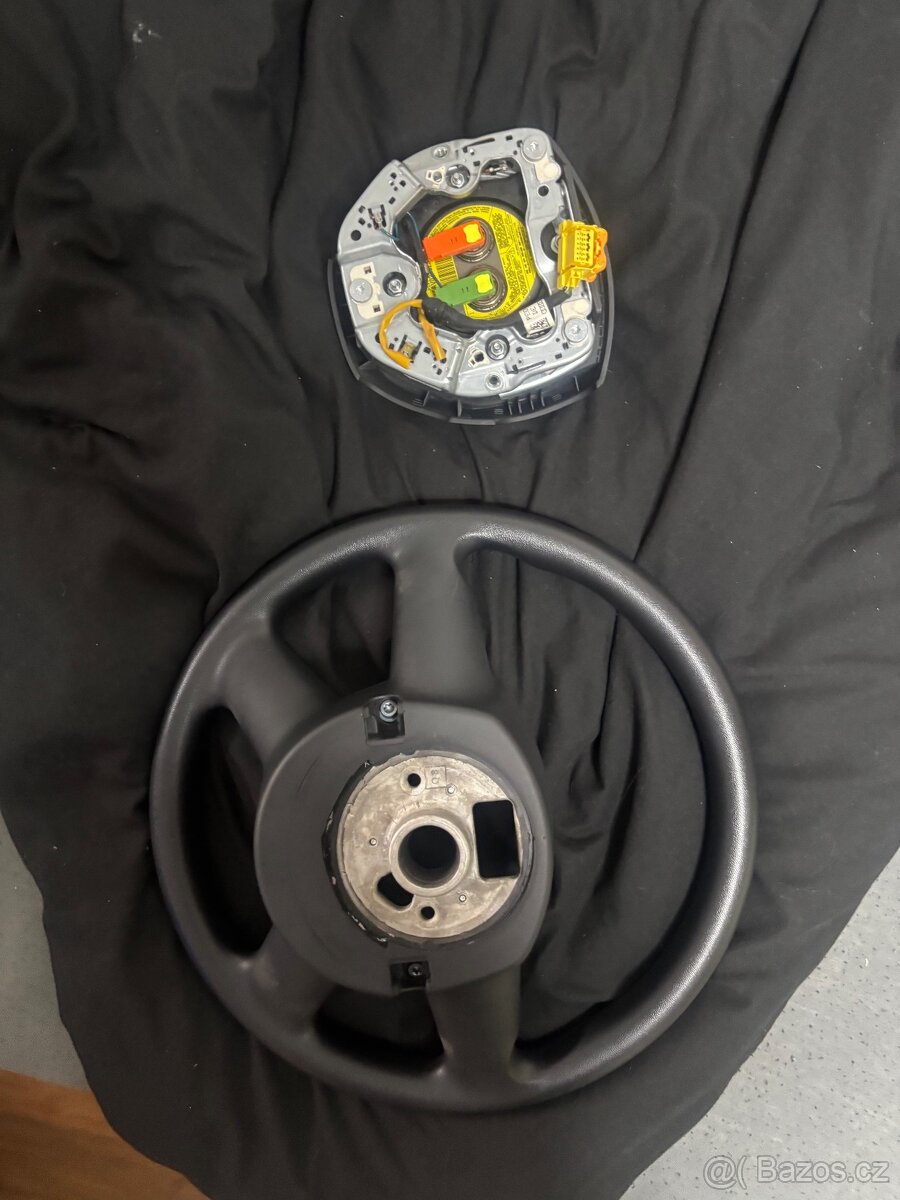 Volant Audi A3 8p - 3