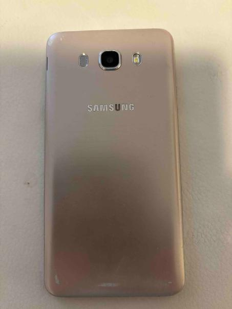 Samsung Galaxy J7 2016 - 3