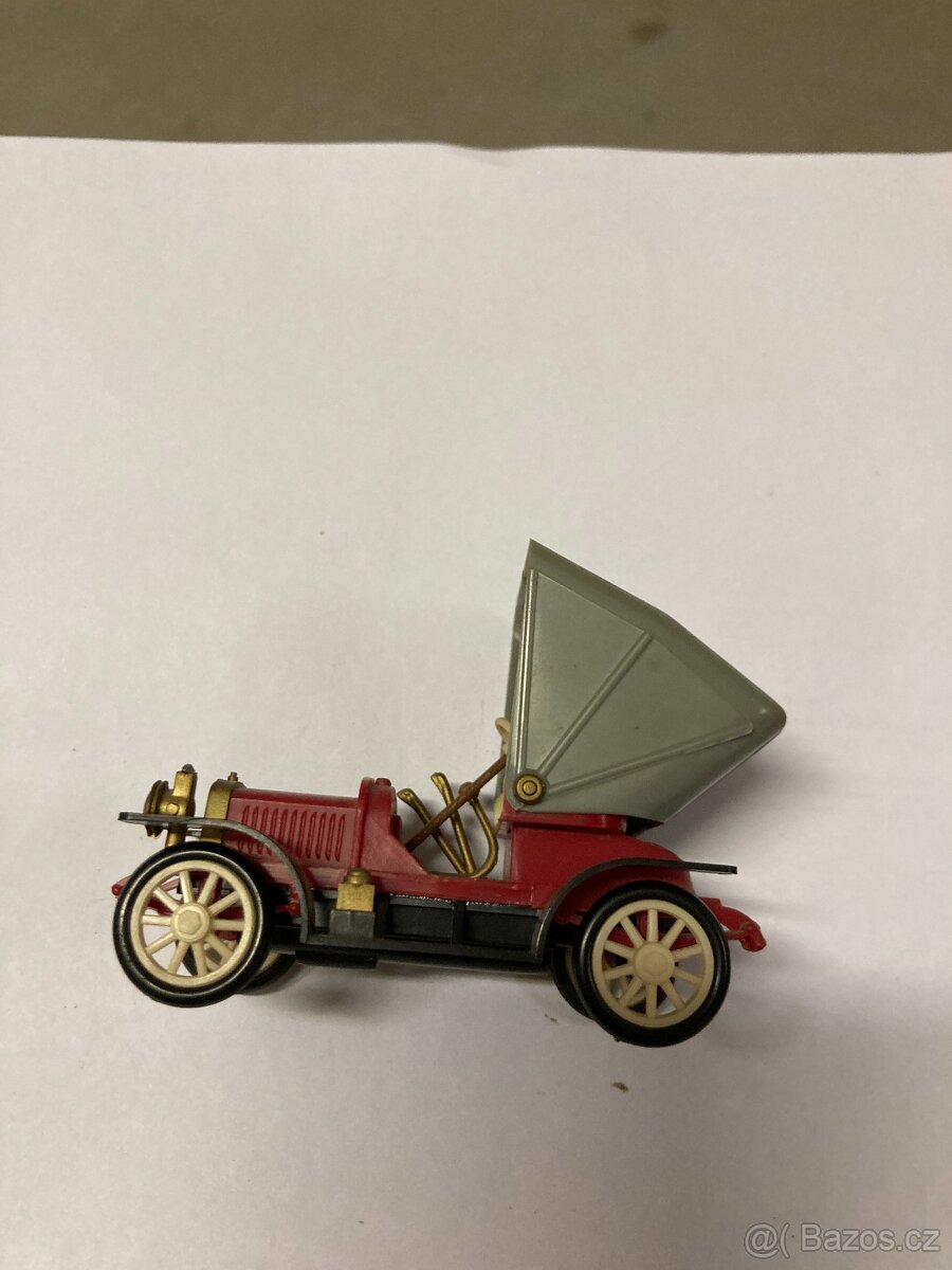 modely aut 10 - 3