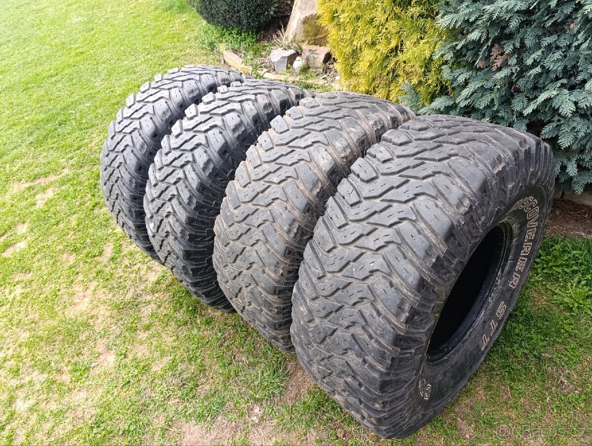 35x12.50 R15
