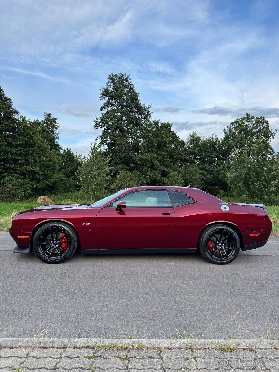 Dodge Challenger R/T 5.7 HEMI V8 – Last Call Edition -8/2024 - 3